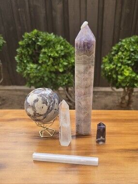 Amethyst Healing Tower Crystal — Purple Decorative Accent